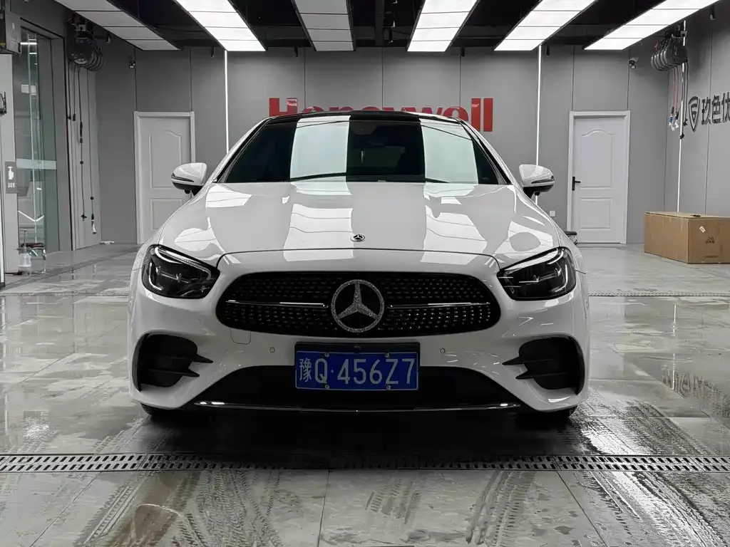 Mercedes-Benz E-Class (Import) — фото 8