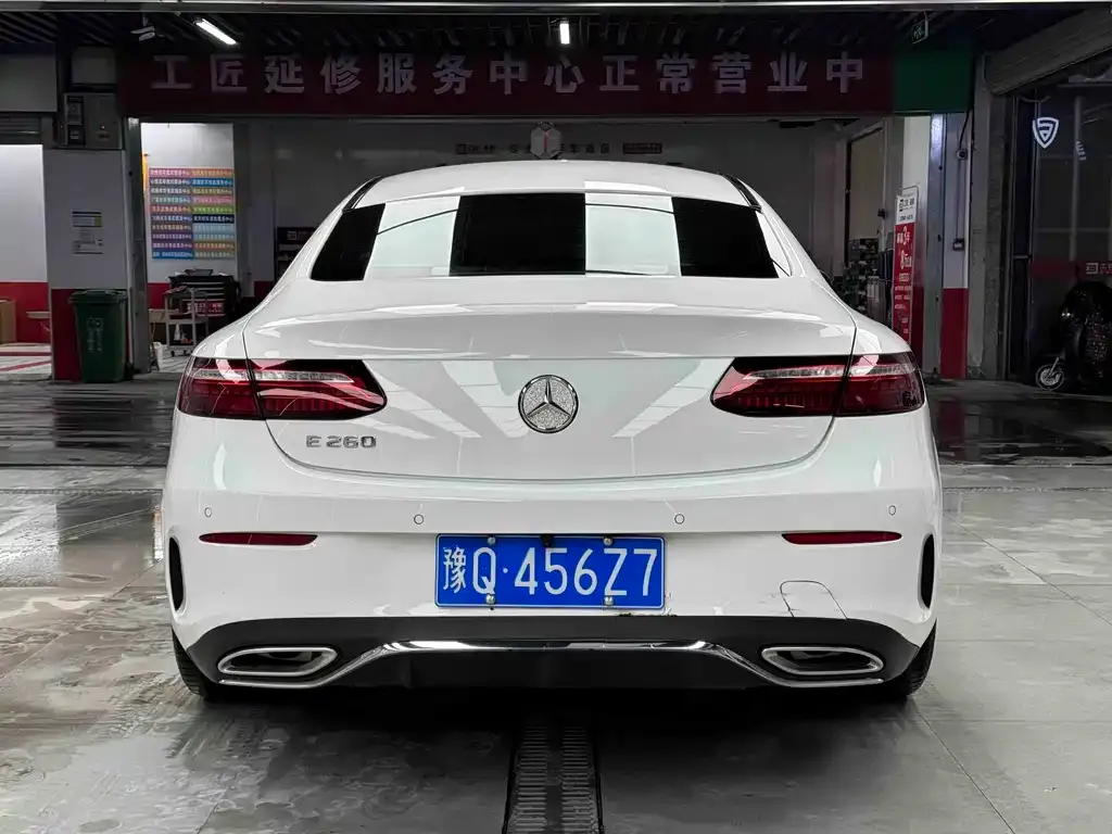 Mercedes-Benz E-Class (Import) — фото 7