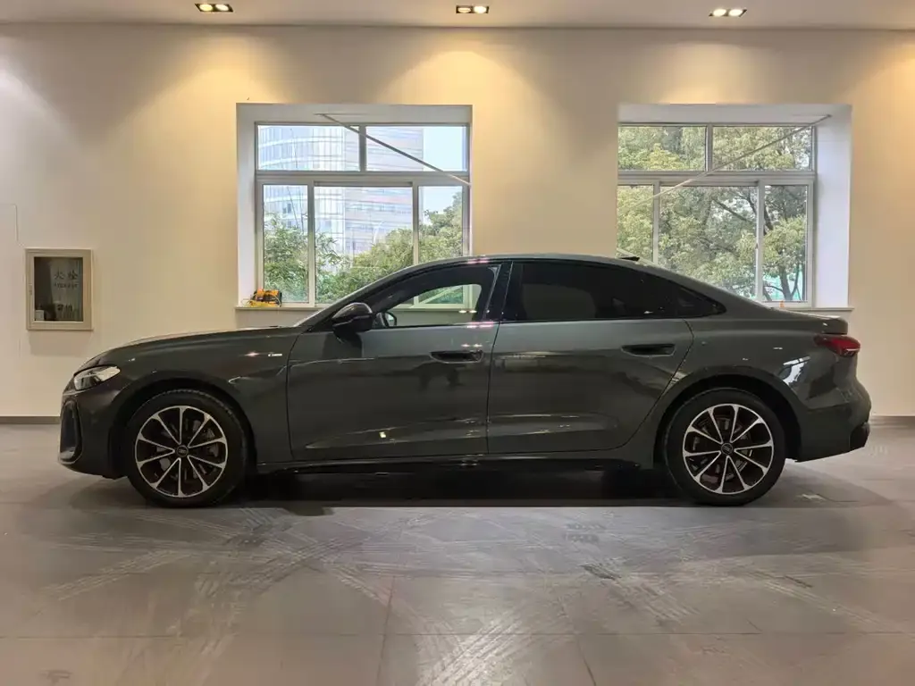 Audi A5L — фото 3