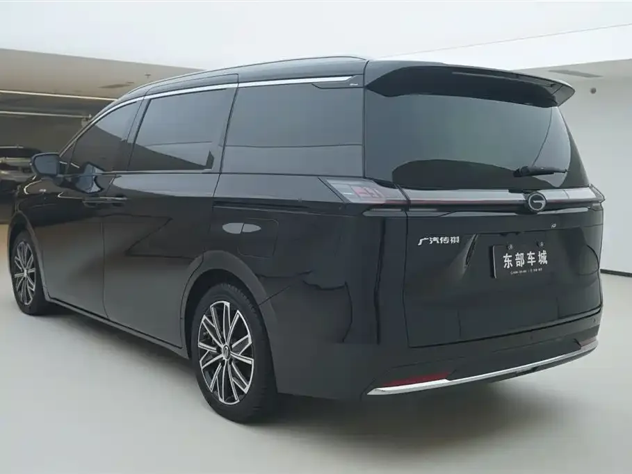 GAC Motor E8 Hybrid — фото 2