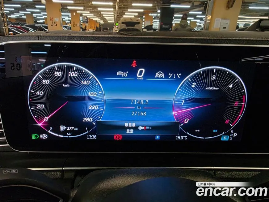 Mercedes-Benz GLS-Class — фото 10