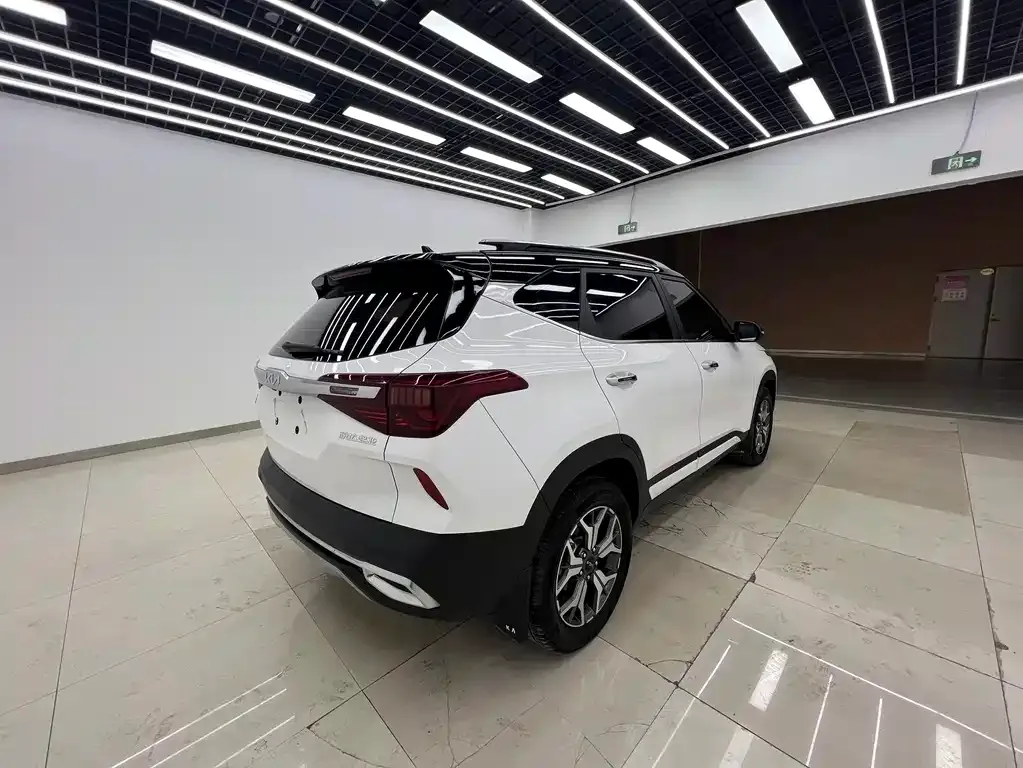 Kia KX3 — фото 8