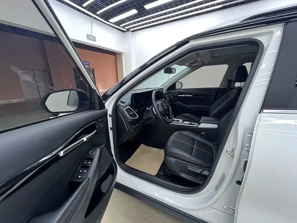 Kia KX3 — фото 4