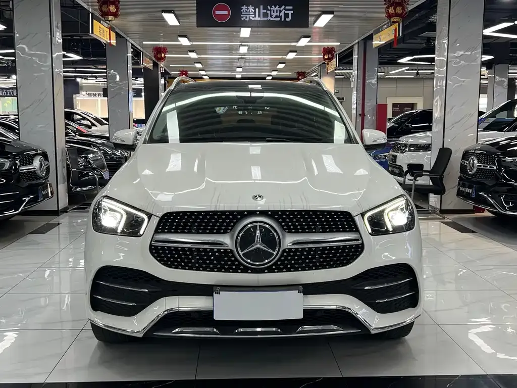 Mercedes-Benz GLE — фото 7