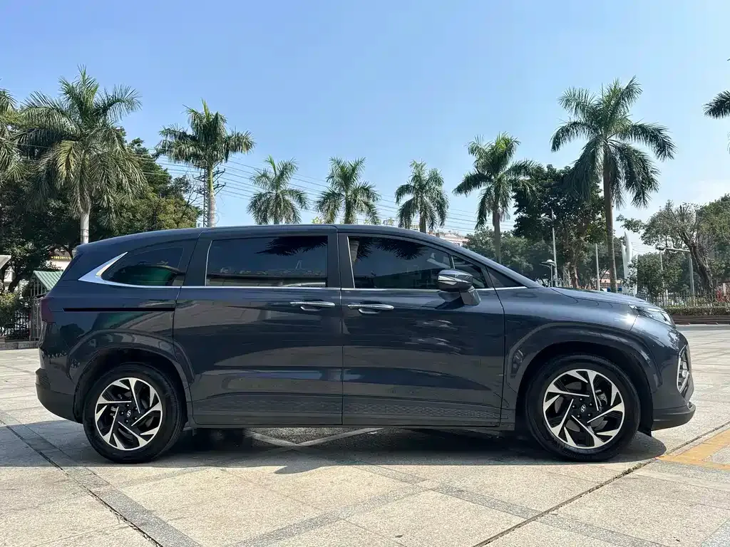 Hyundai Custo — фото 4
