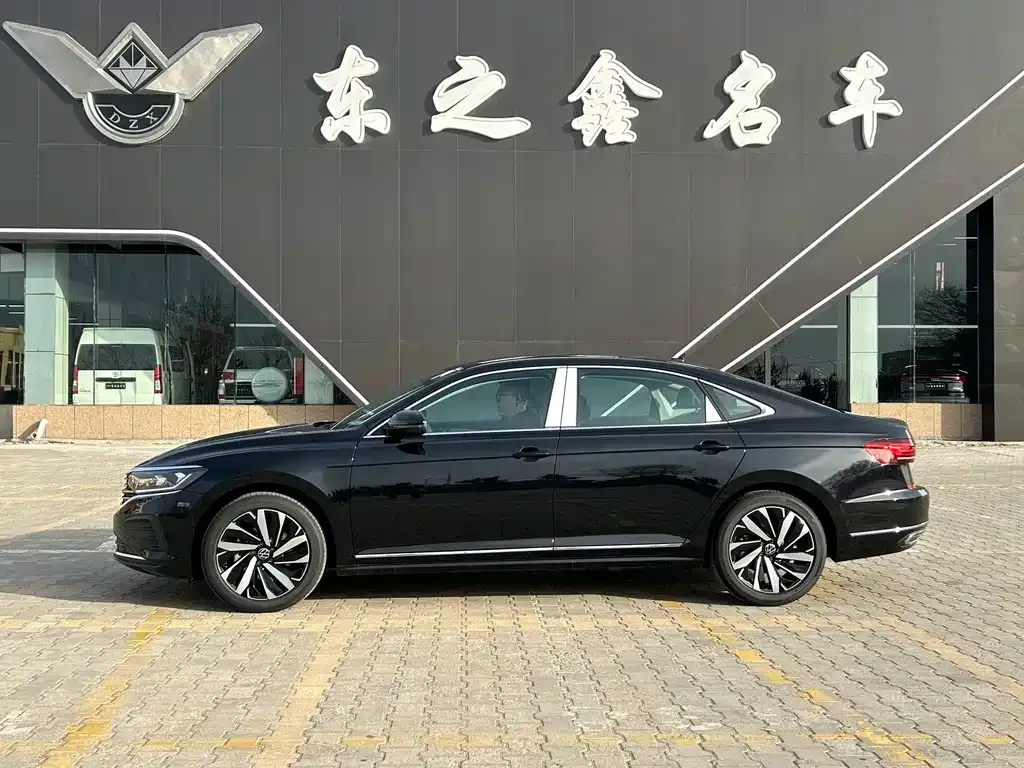 Volkswagen Passat — фото 5