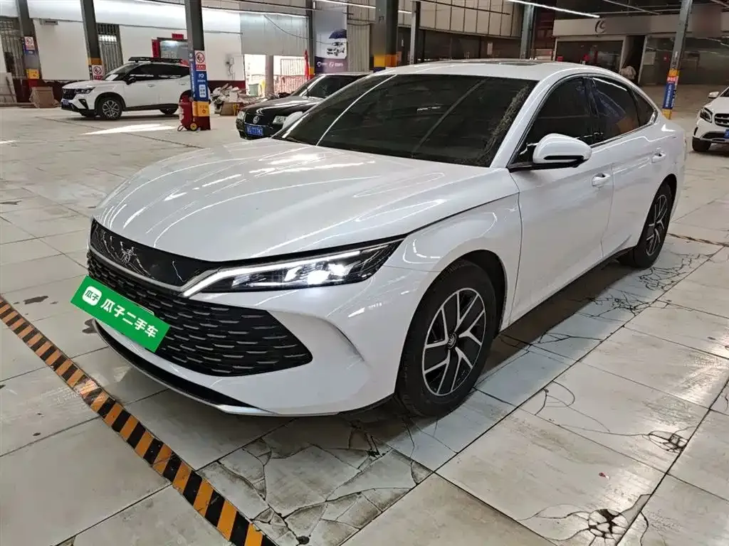 BYD Qin L — фото 1