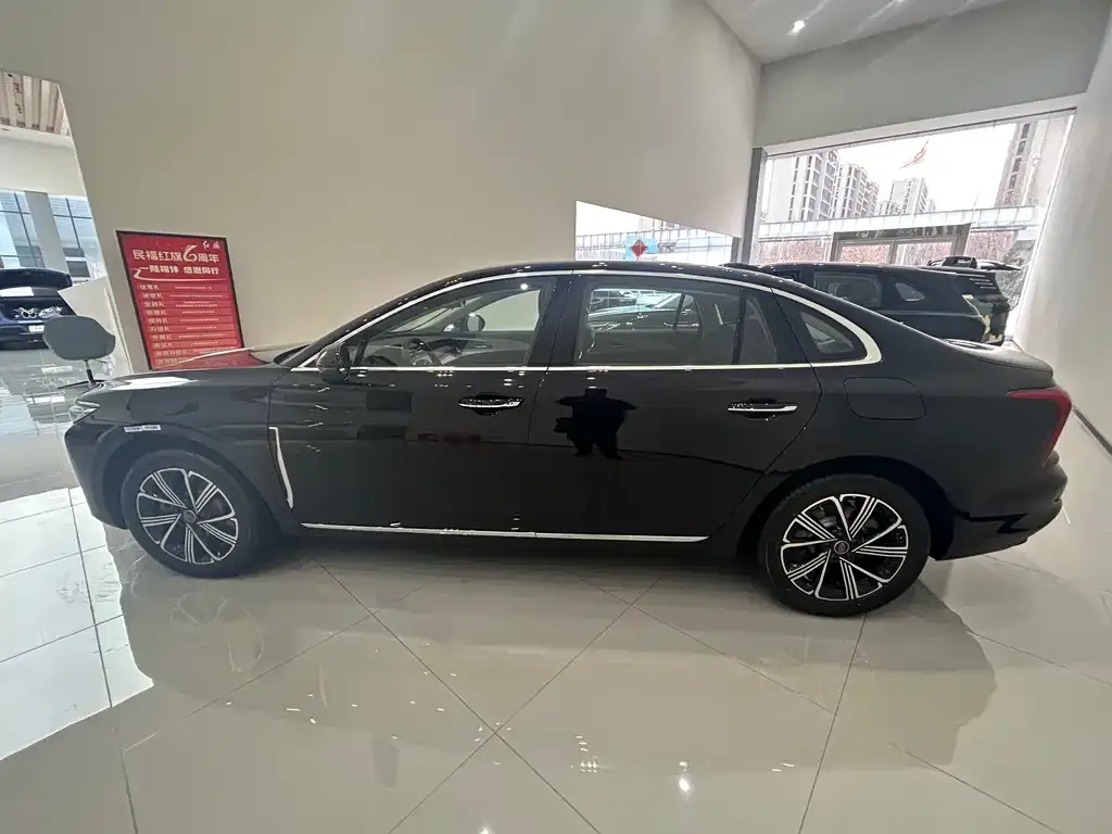 Hongqi H5 PHEV — фото 2