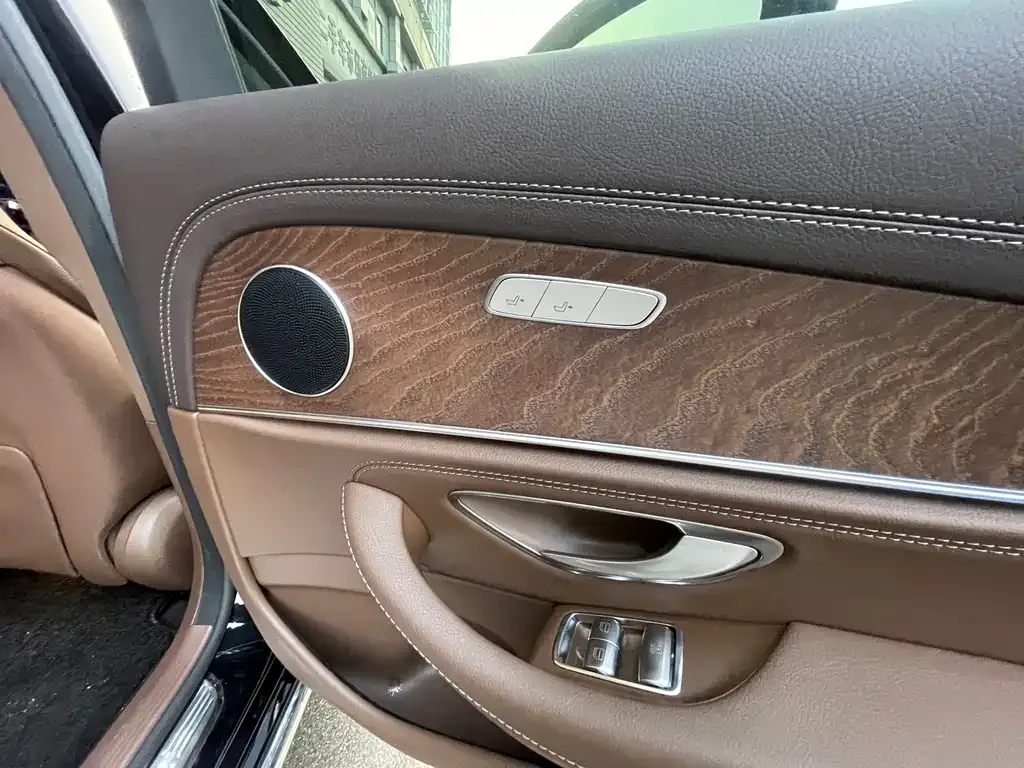 Mercedes-Benz E-Class New Energy — фото 3