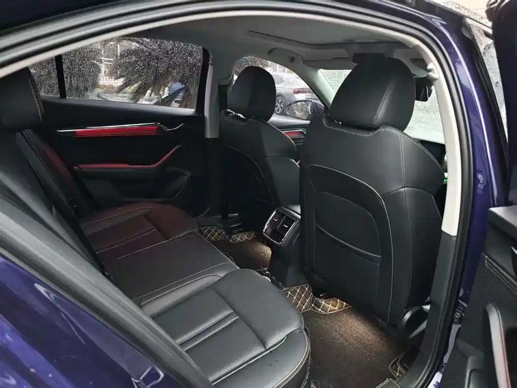 Skoda Octavia — фото 3