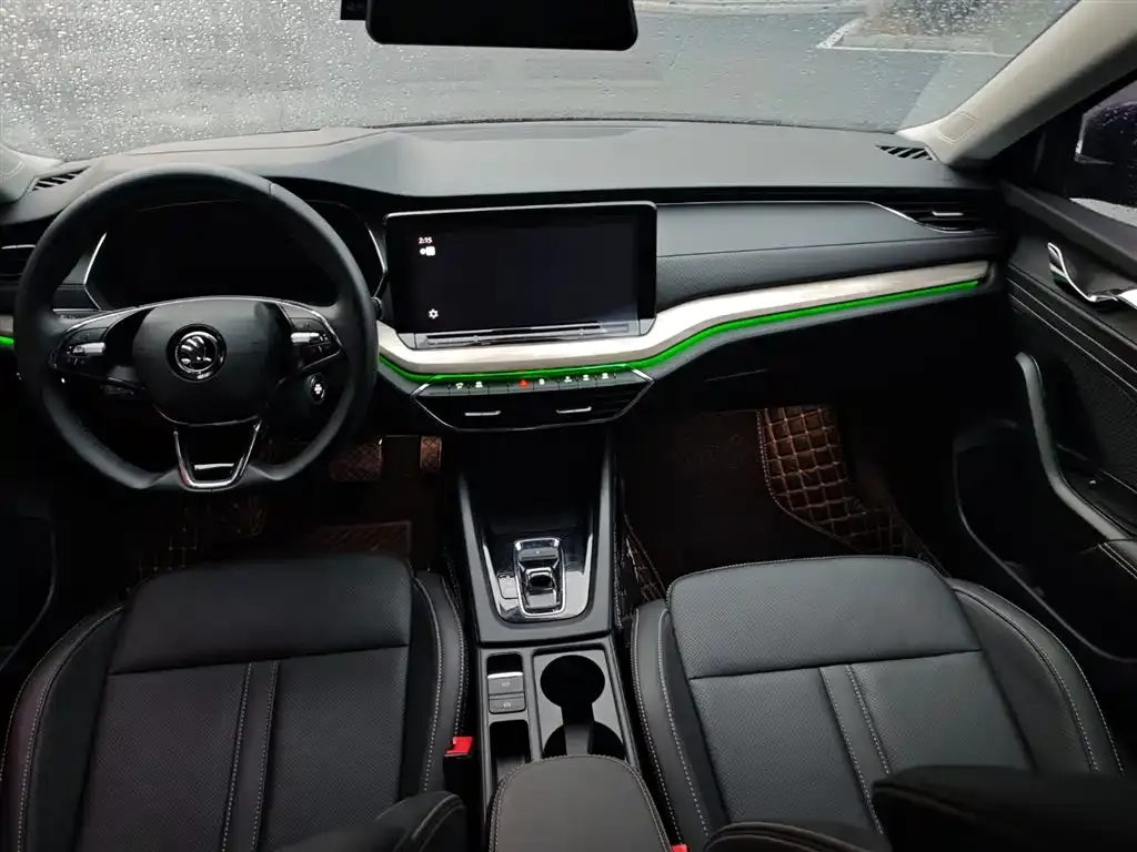 Skoda Octavia — фото 4