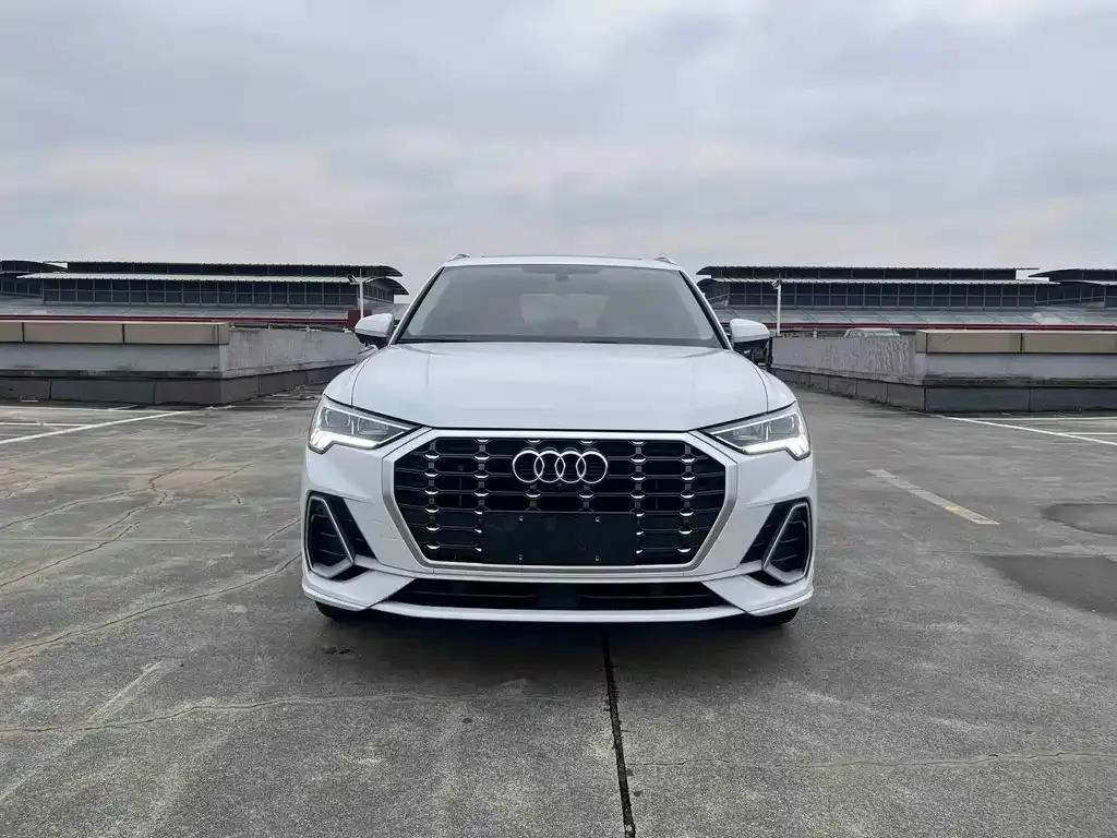 Audi Q3 — фото 5