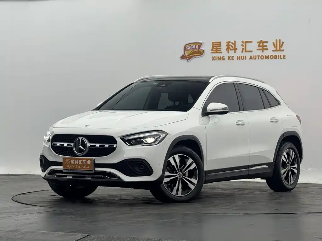 Mercedes-Benz GLA — фото 1