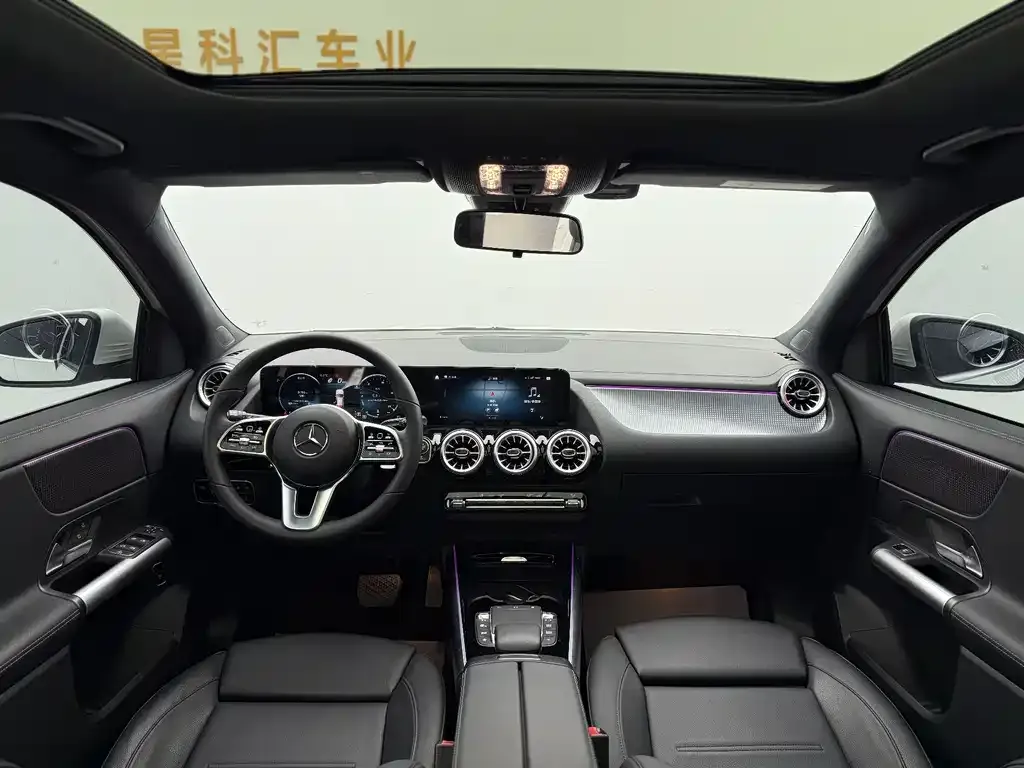 Mercedes-Benz GLA — фото 10