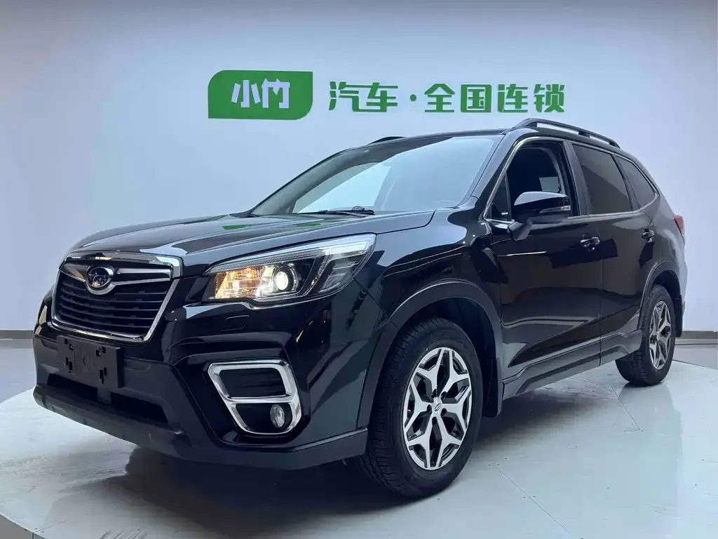 Subaru Forester — фото 1