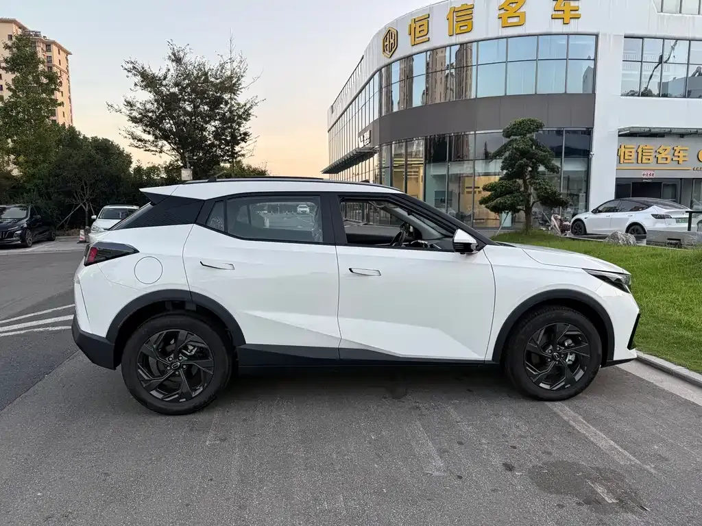 GAC Motor Trumpchi GS3 — фото 5