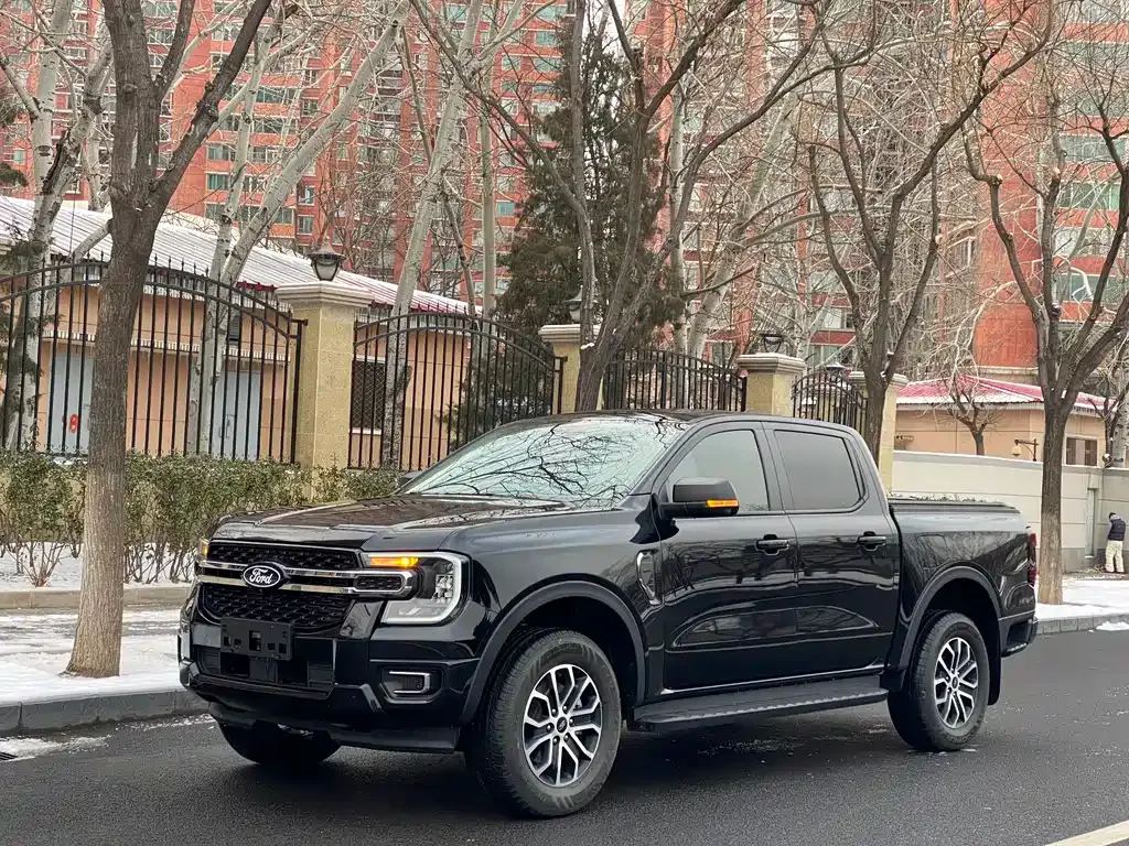 Ford Ranger — фото 1
