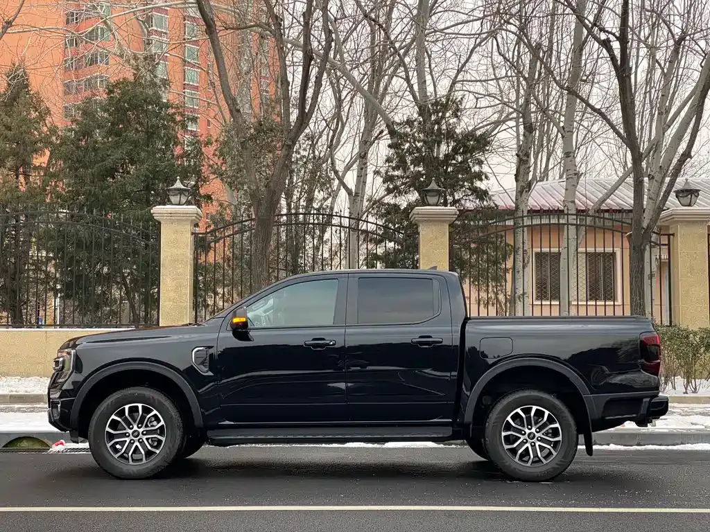 Ford Ranger — фото 10
