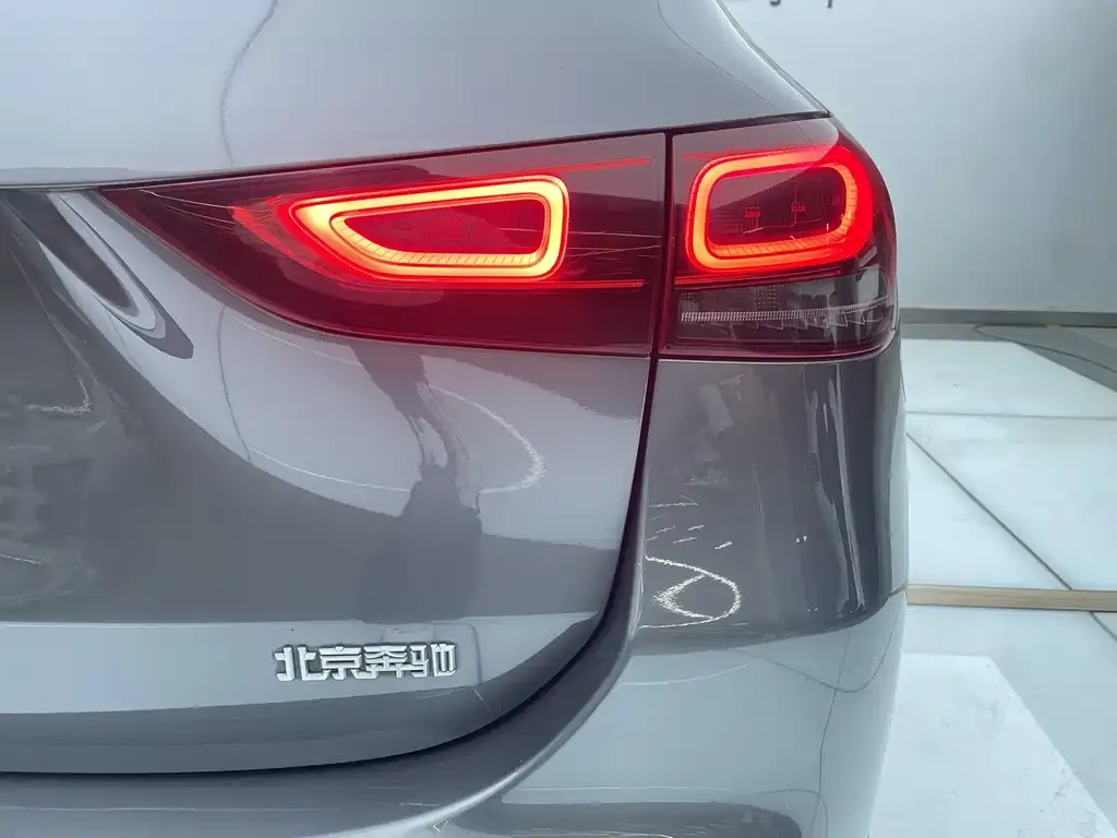 Mercedes-Benz GLA — фото 6