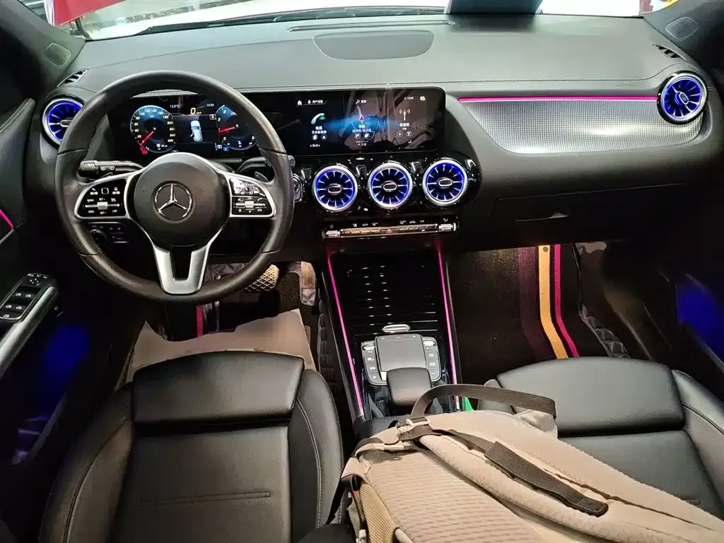 Mercedes-Benz GLA — фото 9