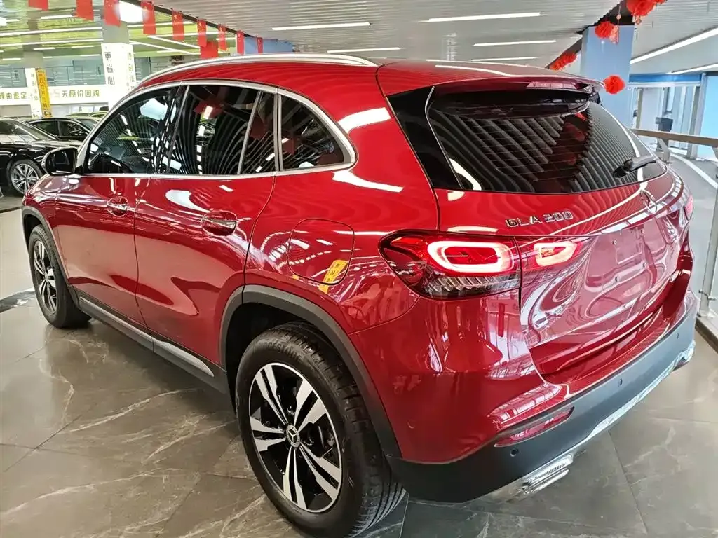 Mercedes-Benz GLA — фото 7