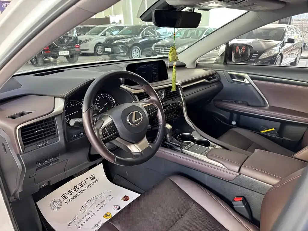 Lexus RX — фото 9