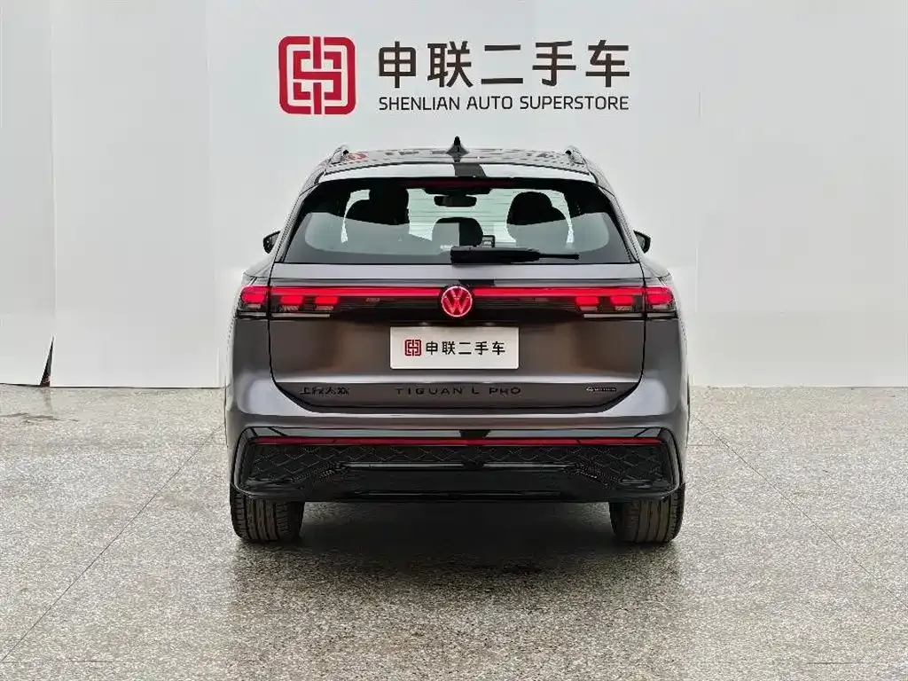 Volkswagen Tiguan L — фото 2