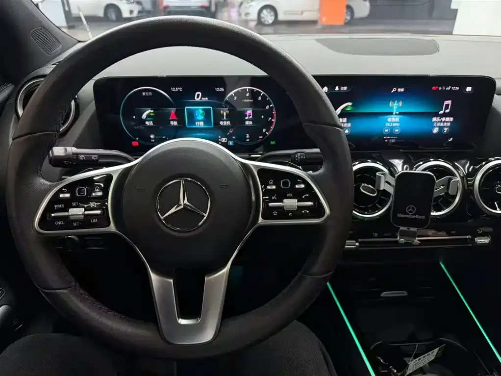 Mercedes-Benz GLA — фото 3