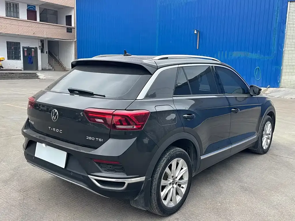 Volkswagen T-Roc — фото 3