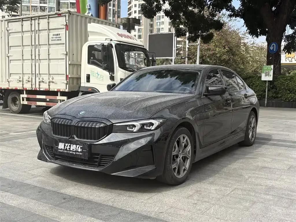BMW i3 — фото 1