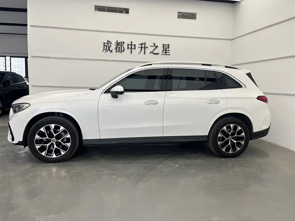 Mercedes-Benz GLC — фото 10