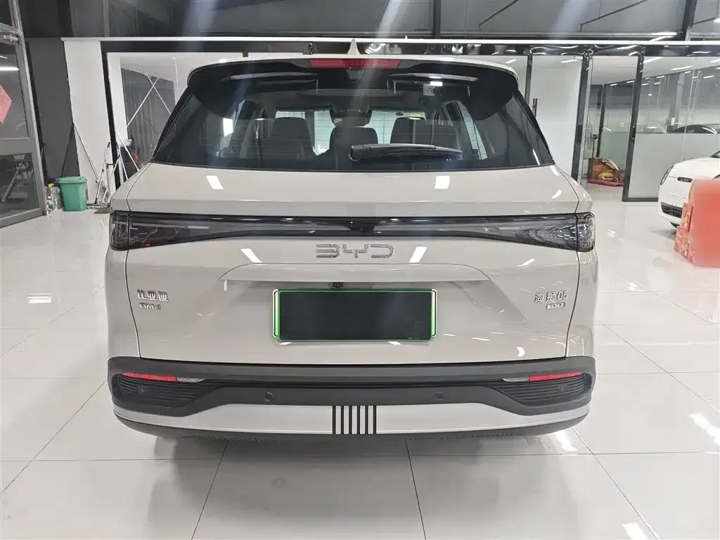 BYD Seal 05 DM-i — фото 5