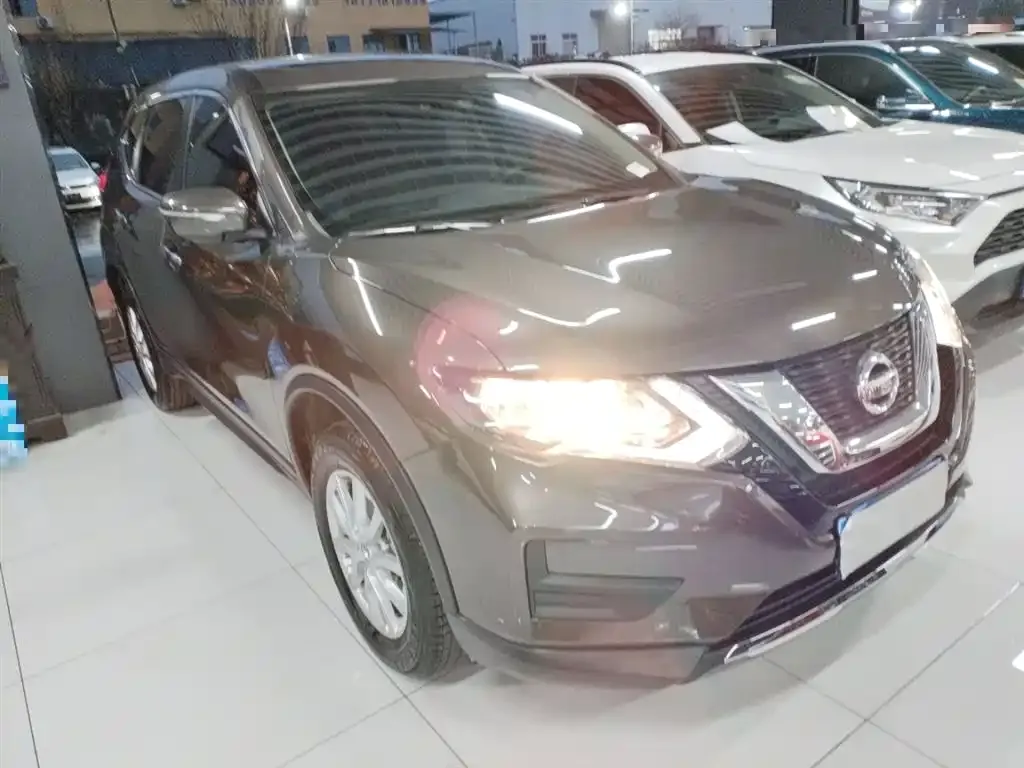 Nissan X-Trail — фото 2