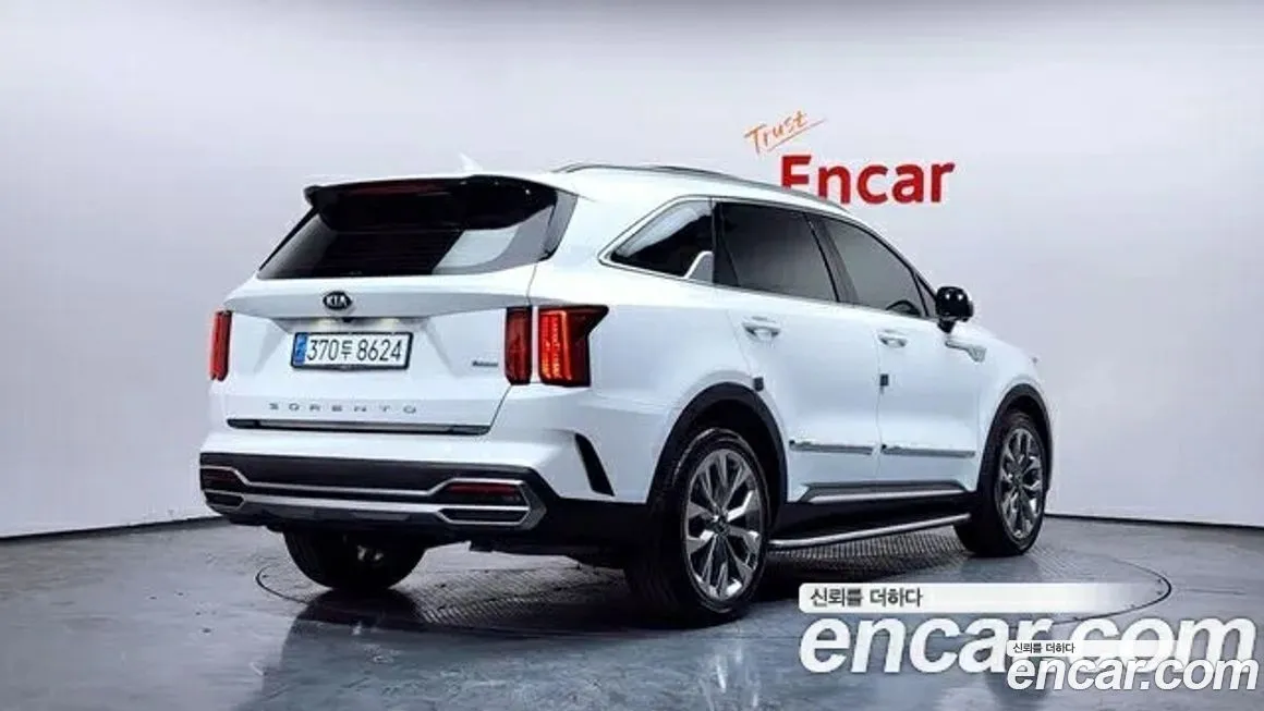 Kia Sorento — фото 3