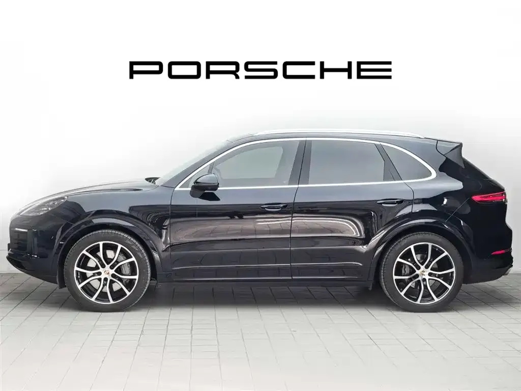 Porsche Cayenne — фото 10
