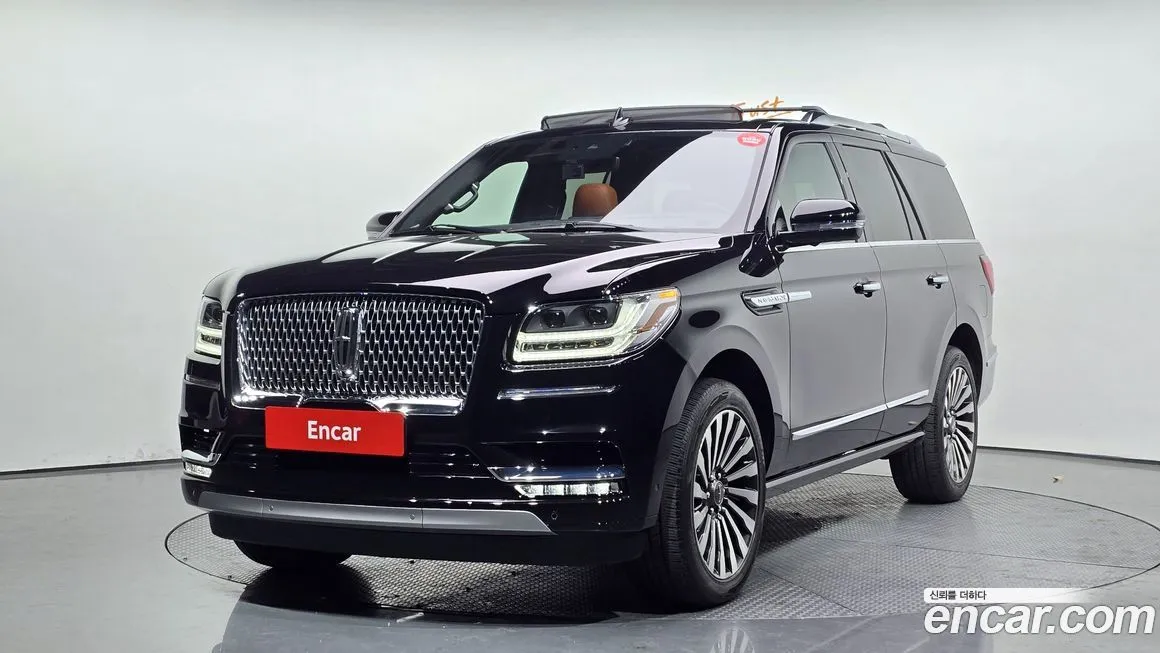 Lincoln Navigator — фото 1