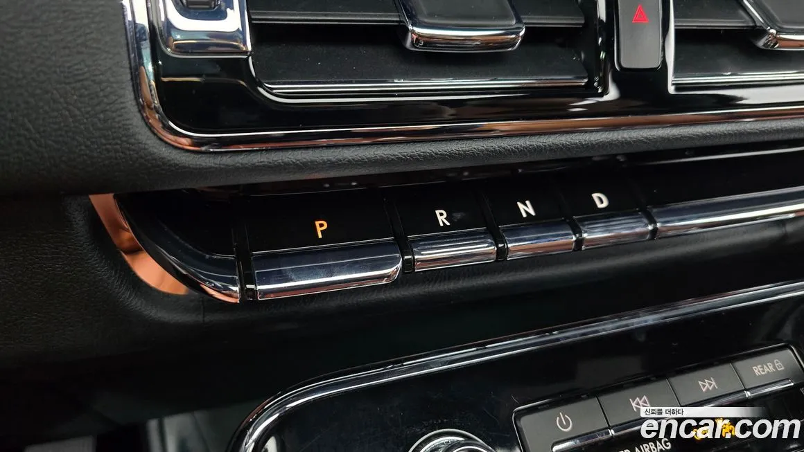 Lincoln Navigator — фото 10