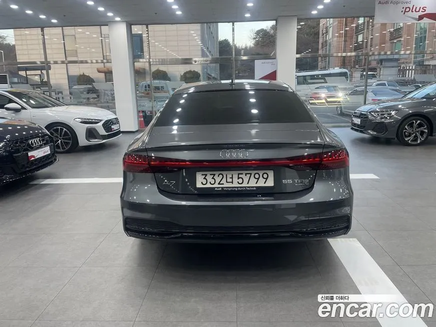 Audi A7 — фото 7