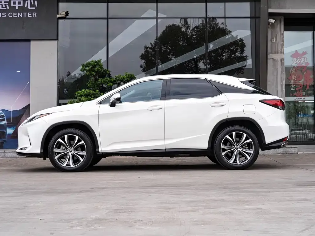 Lexus RX — фото 9