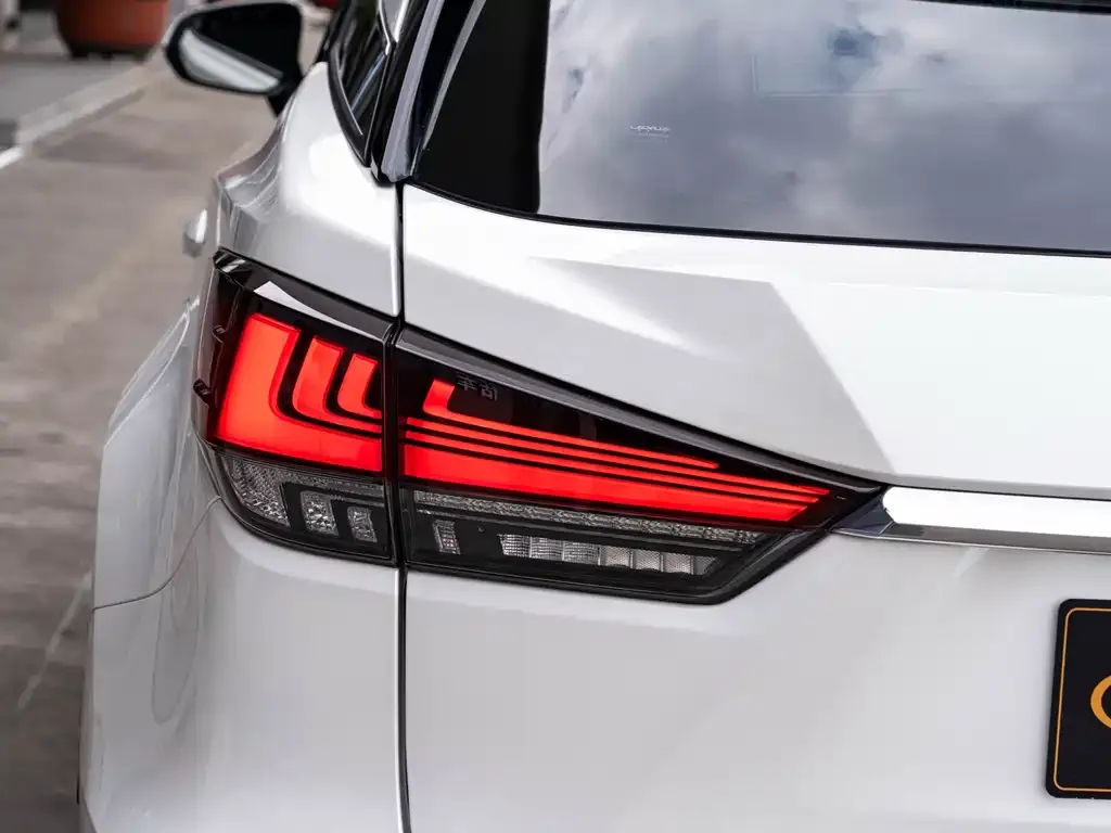 Lexus RX — фото 2