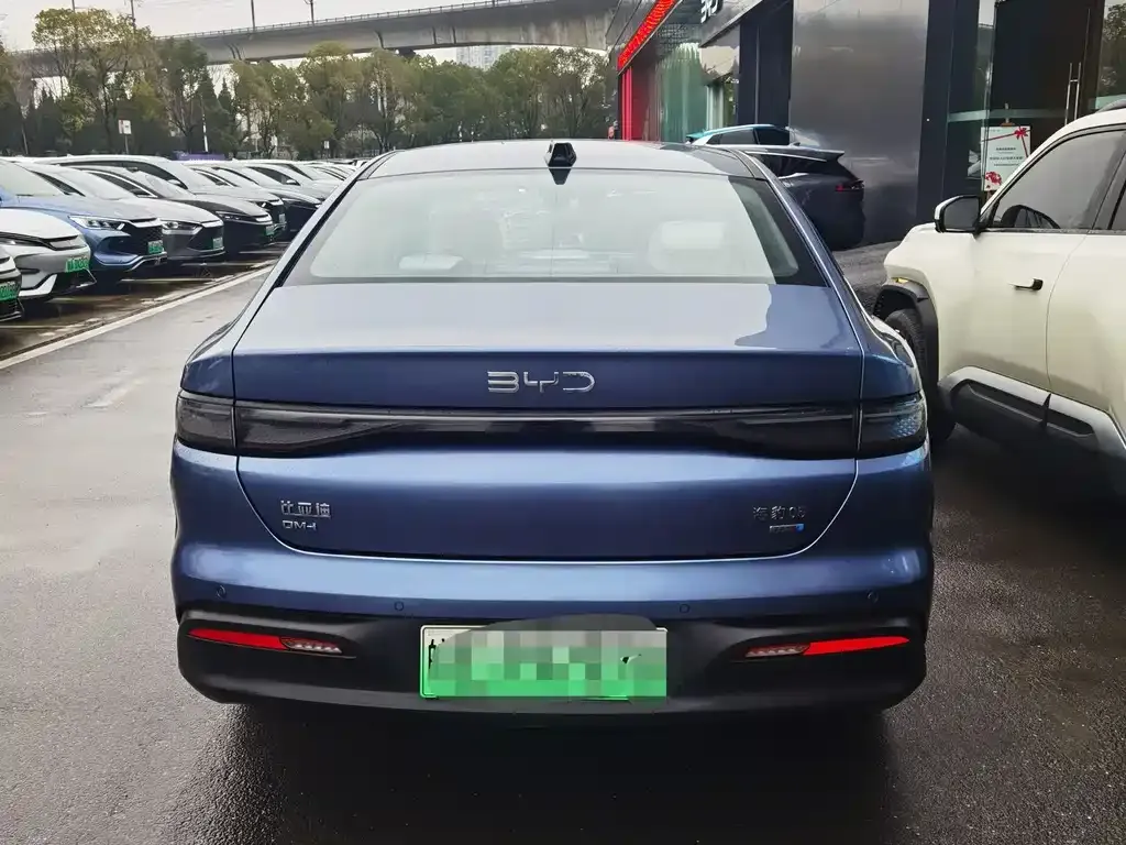 BYD Seal 05 DM-i — фото 2