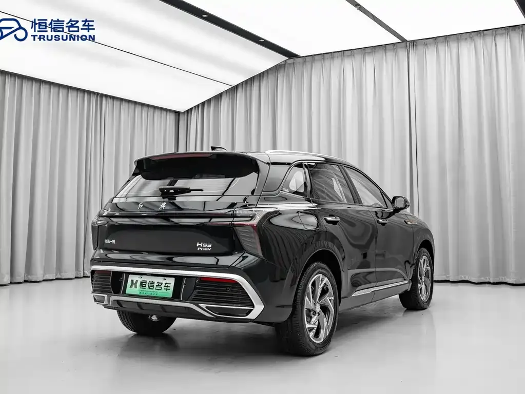 Hongqi HS3 PHEV — фото 9