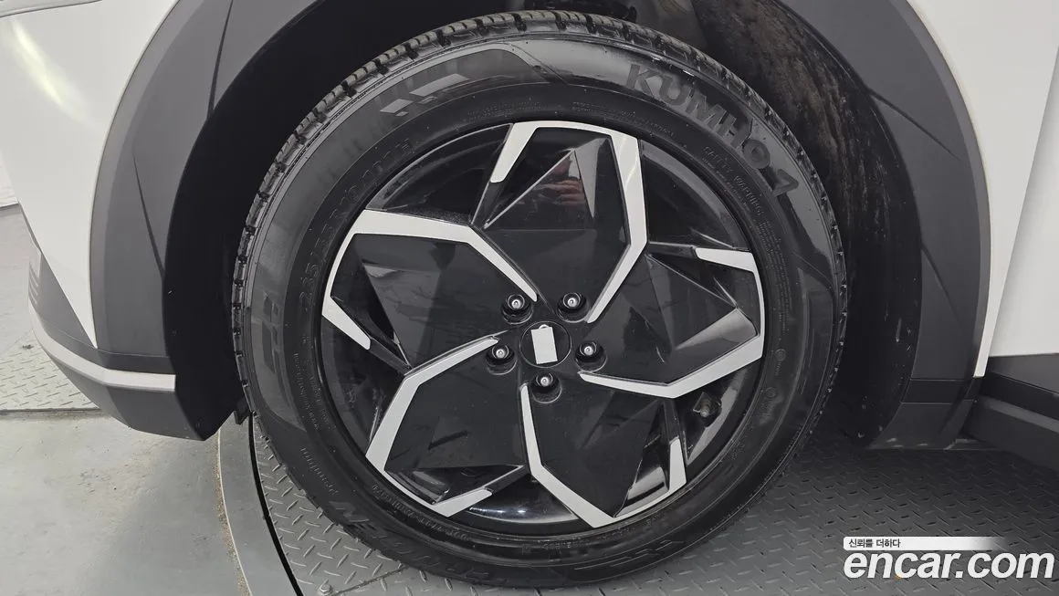Hyundai Ioniq5 — фото 4