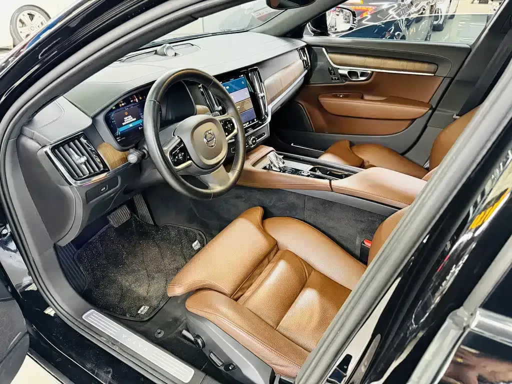 Volvo S90 — фото 6
