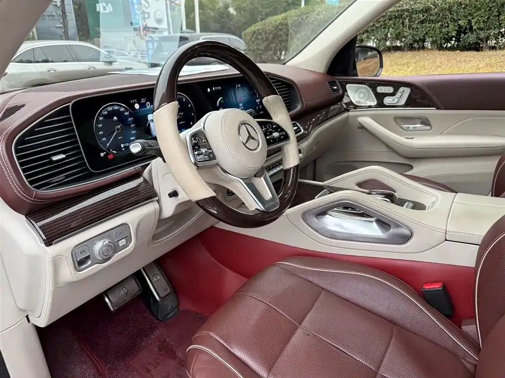 Mercedes-Benz GLS — фото 2