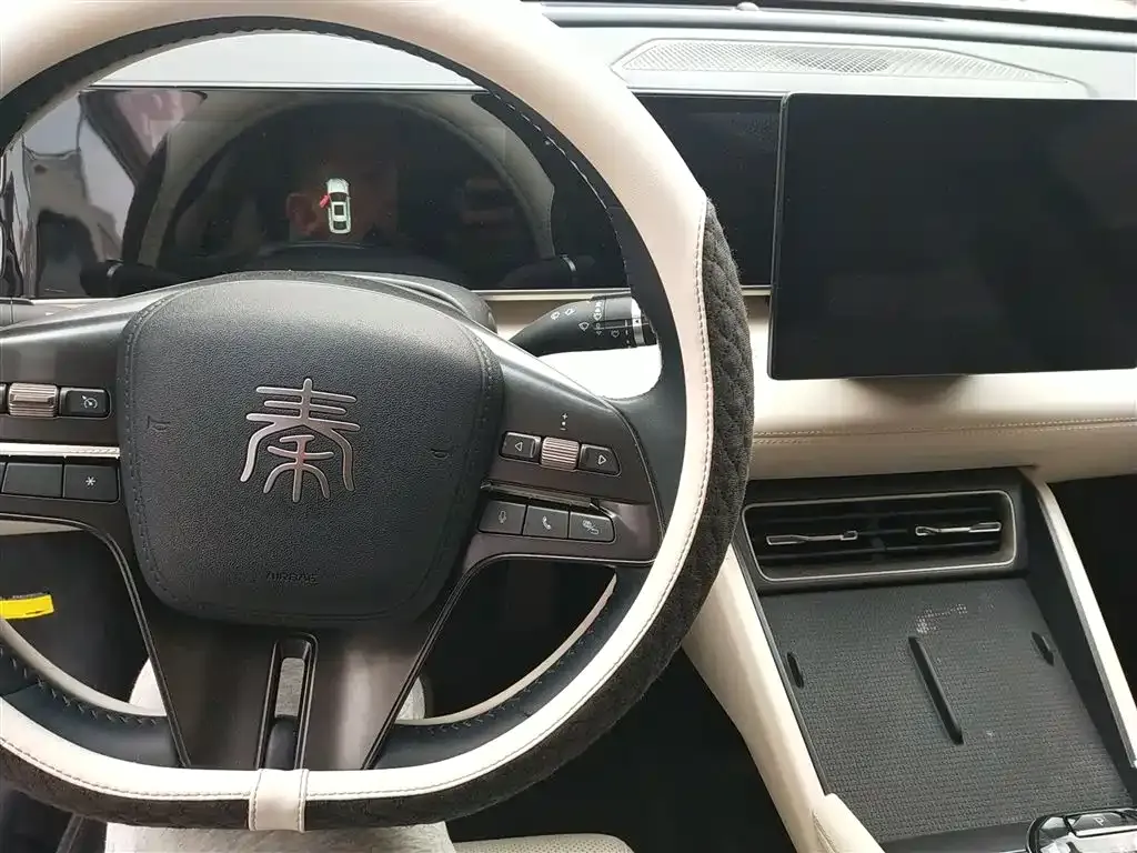 BYD Qin L — фото 10