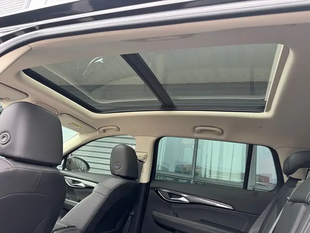 Buick Envision Plus — фото 2