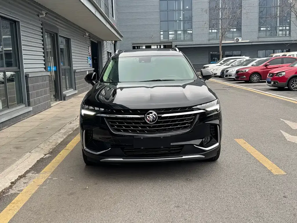 Buick Envision Plus — фото 9