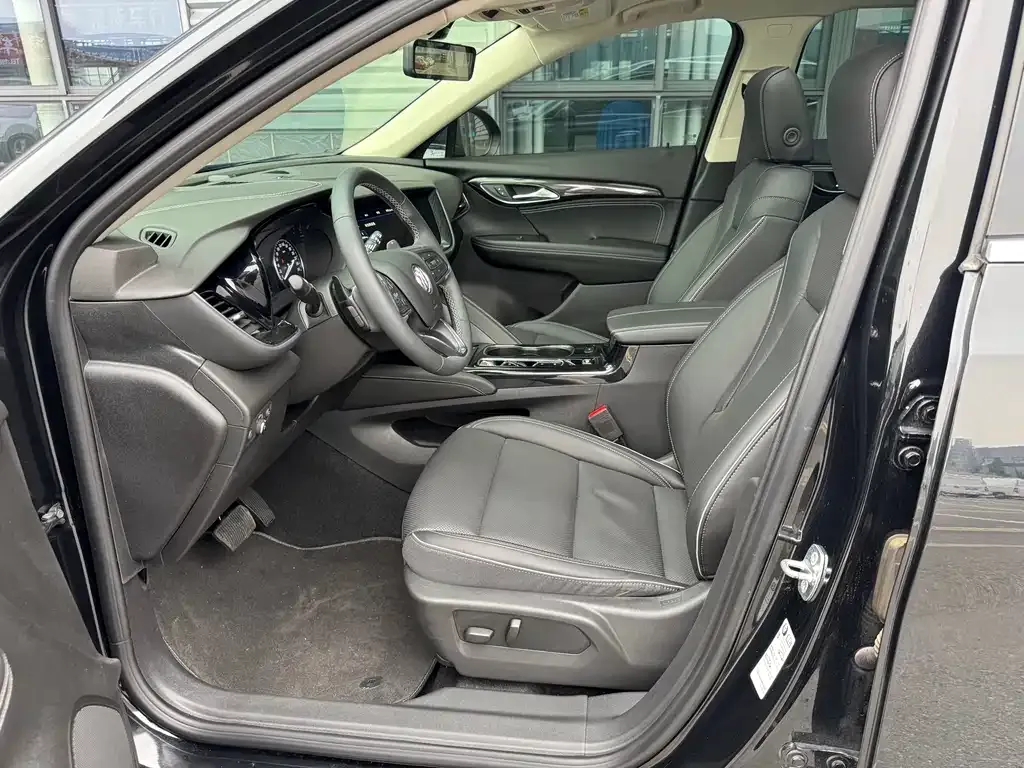 Buick Envision Plus — фото 4