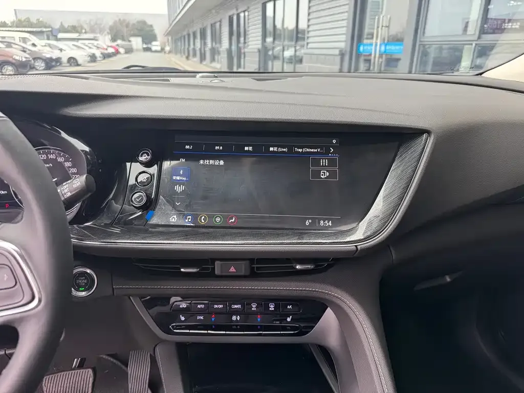 Buick Envision Plus — фото 8